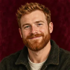 Illustrated portrait of Declan Fallon, a smiling Irish casino reviewer with ginger hair and a flat cap, sketched in warm pub-toned colours